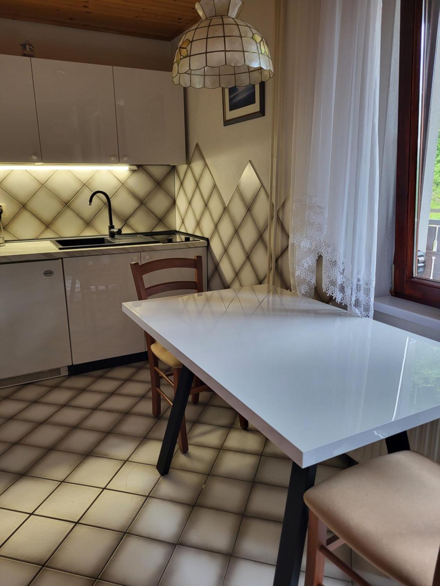 Apartment Dobnikar クランスカゴーラ エクステリア 写真